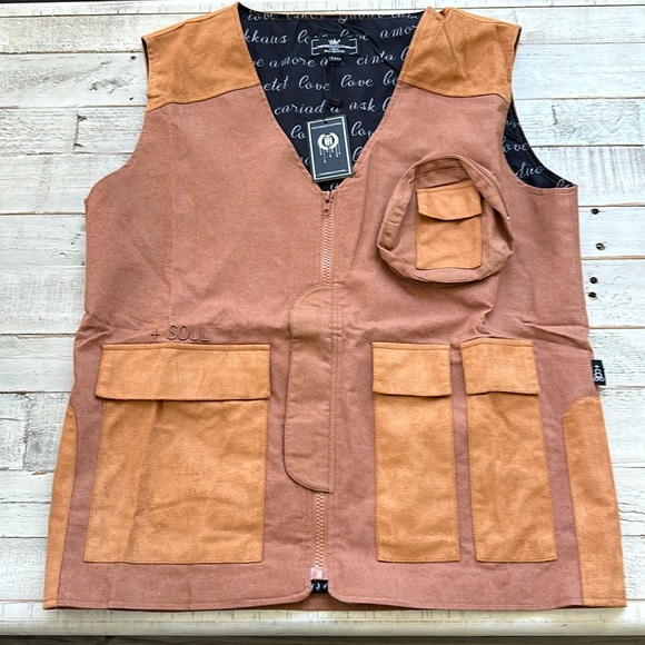 THE HIDEOUT CLOTHING +SOUL VEST NWT - Picture 1 of 6